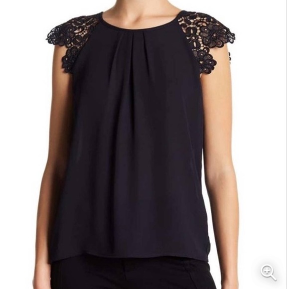 Philosophy Black Scoop Neck Flutter Cap Sleeve Lace Detail Blouse Sz M - Picture 1 of 10